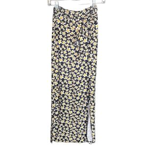 Rue21 Black Maxi Skirt with Yellow and White Daisies